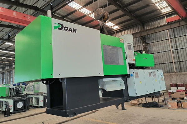 DA2000 V6 Injection Molding Machine